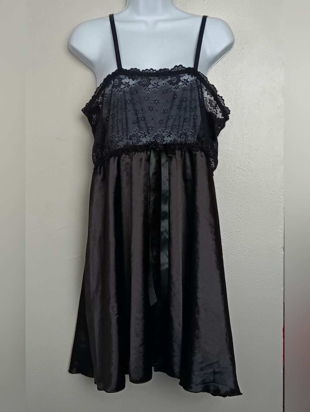 Black Lace Satin Chemise Nightgown - Women Intimates Ajustable Straps  Sz XL